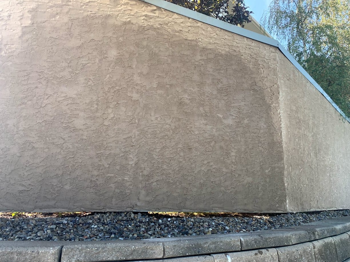 Stucco Privacy Wall Graffiti Removal 2