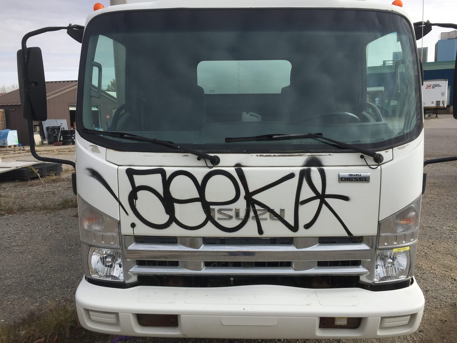 Isuzu Truck graffiti removal - before