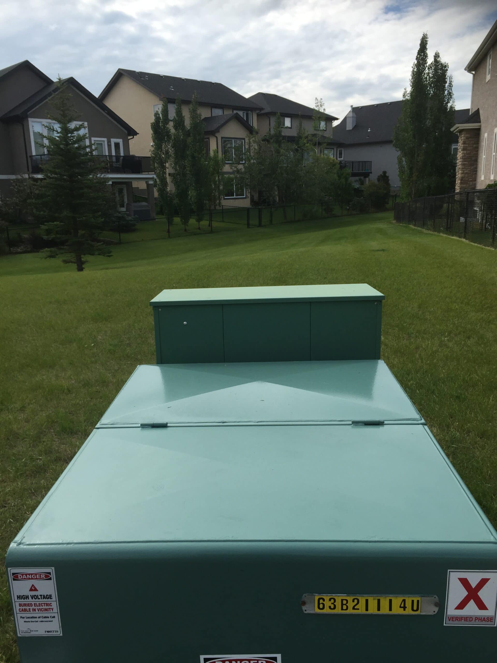 Electrical Box graffiti removal - Calgary after