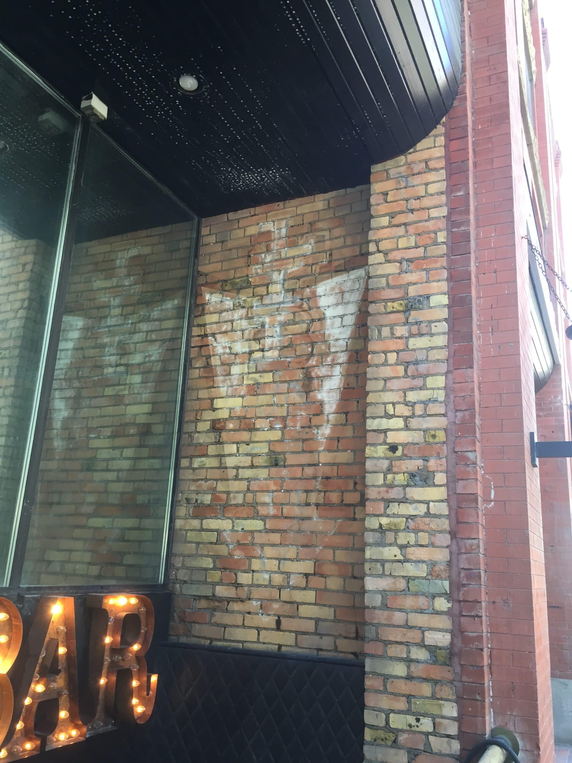 Thick-brick-wall-graffiti-removal-calgary (7)